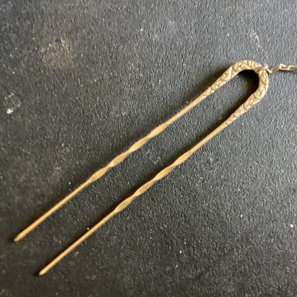 Antique Victorian Gold Hairpin & Chain
